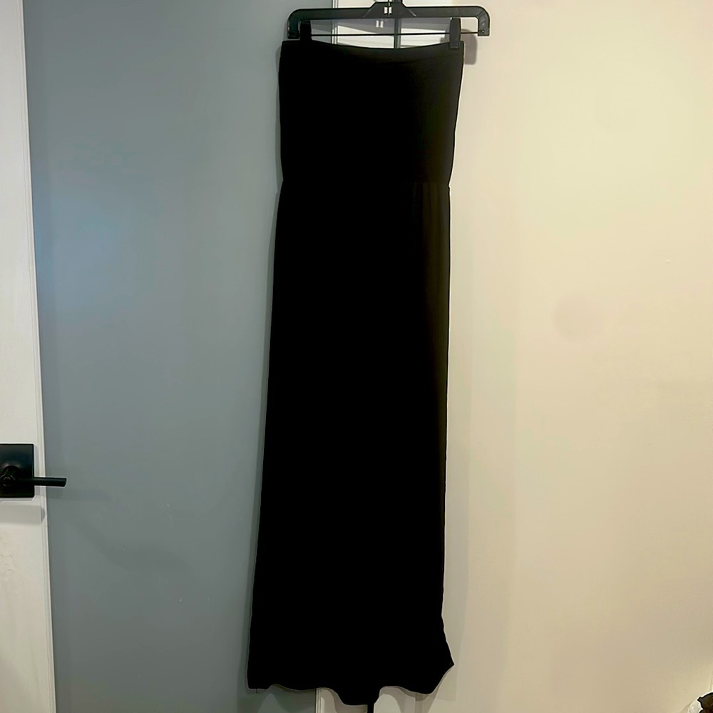 Black, strapless maxi dress with slit